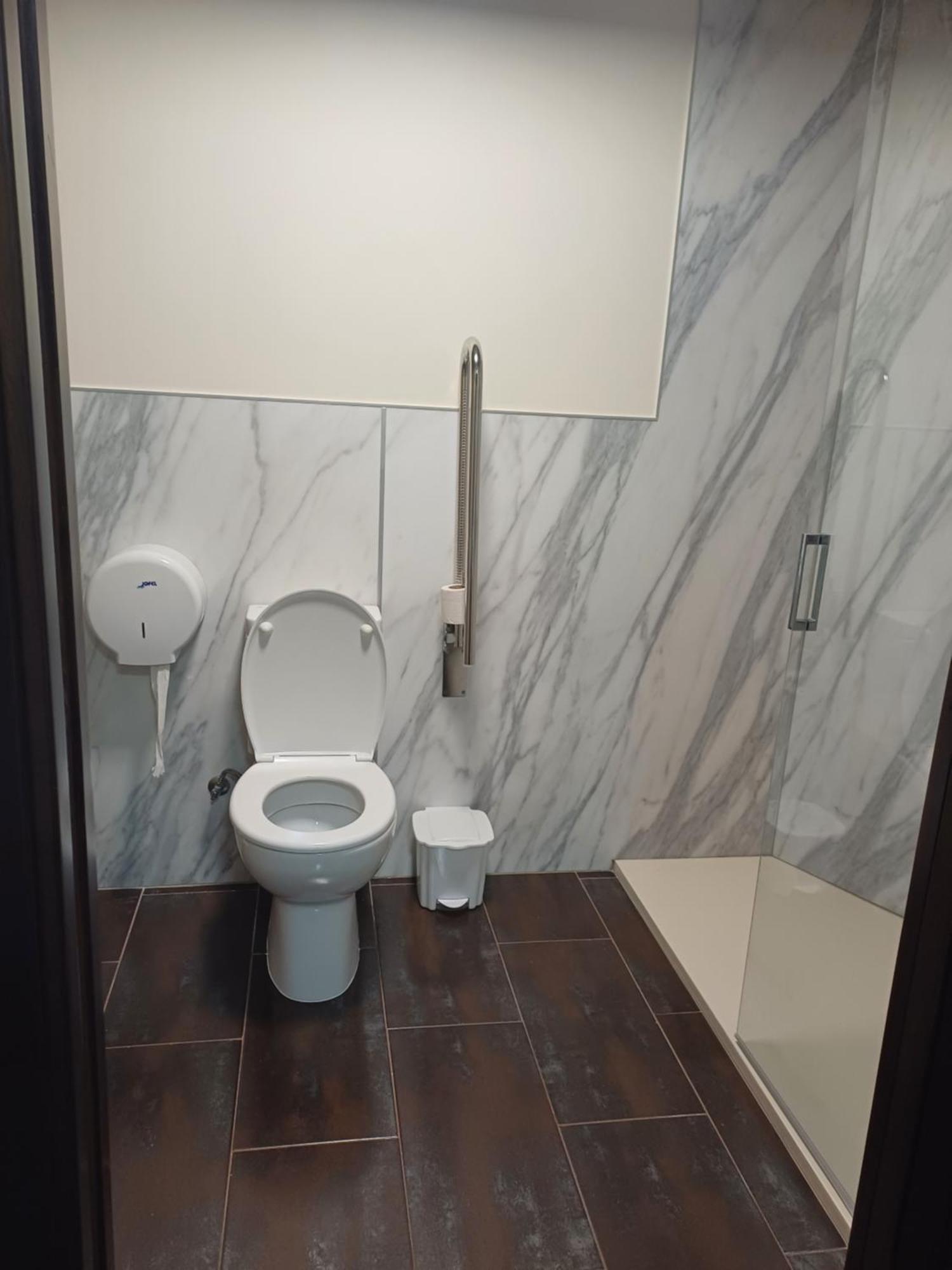 Villastose O Cabanel Albergue-Bar מראה חיצוני תמונה